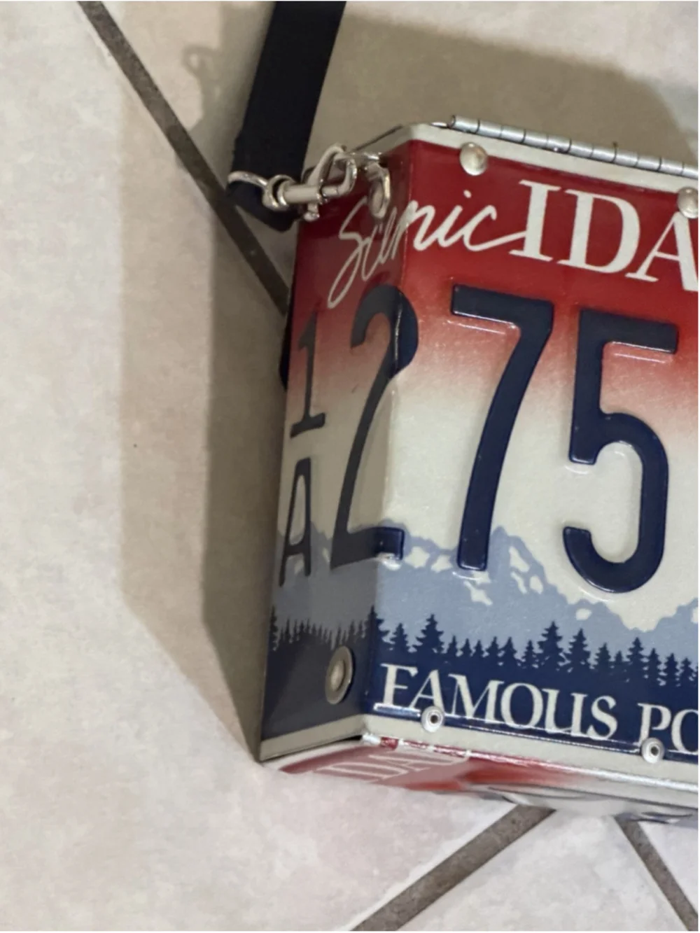 LITTLE EARTH IDAHO LICENSE METAL PLACE SQUARE BAG RARE 90 VINTAGE